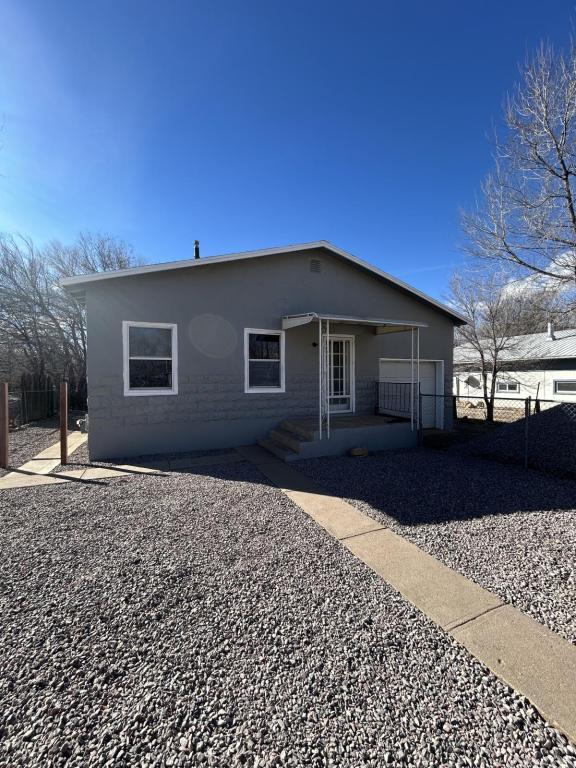 Building Photo - 1007 Madison St