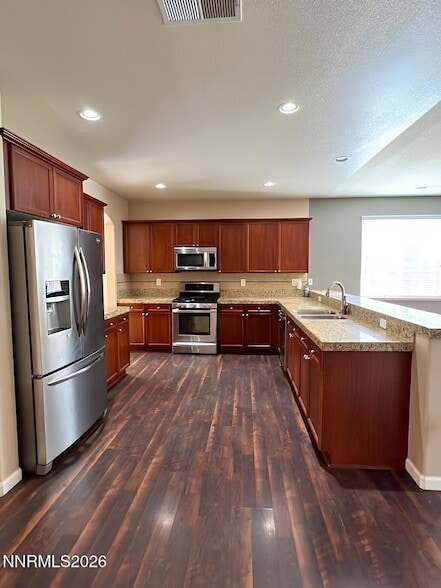 6242 10 Mile Ct