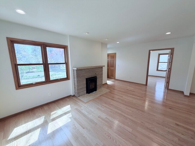 Photo - Fully Remodeled Luxury Home with Exceptional Space and Style!!
