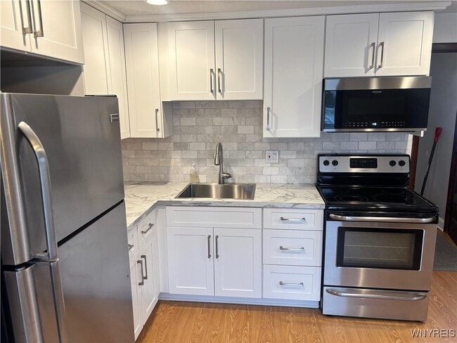 Photo - 194 Boncroft Dr