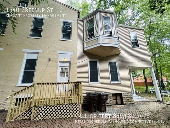 Building Photo - 1540 Greenup St Unit 2