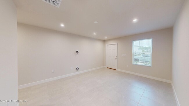 Photo - 55 Gaston Ct