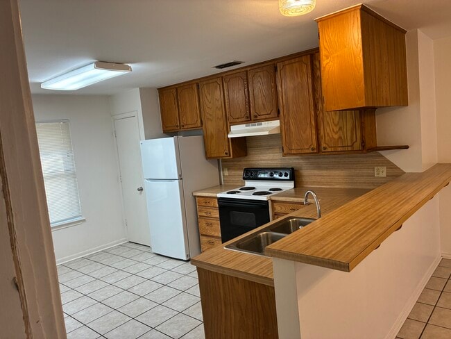 Photo - 13571 Sheldon Ln