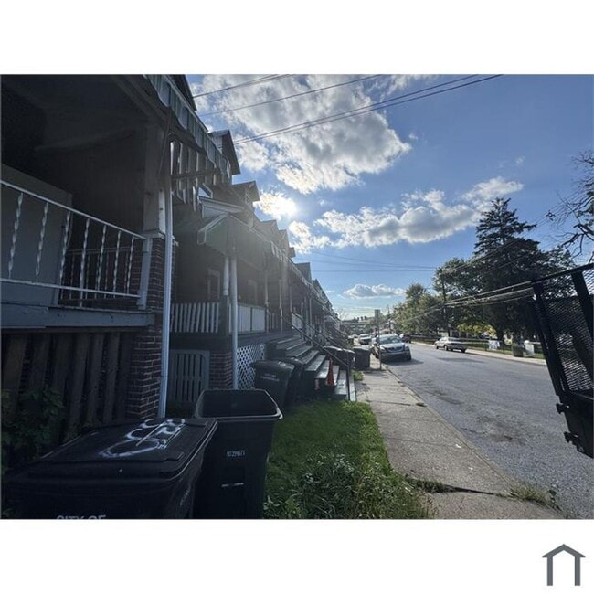 Photo - 330 Walnut St