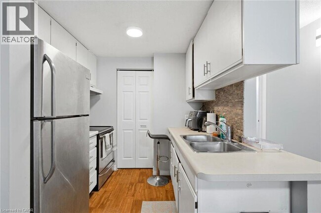 Photo - 30 Bridge St W Unit 205