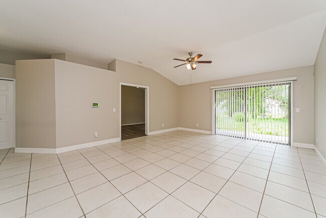 Photo - 10119 Pink Carnation Ct