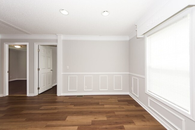Photo - 1911 Grimball Rd