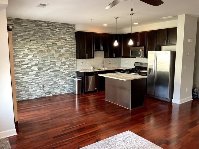 Justin Drive Townhouse - 164 Justin Dr