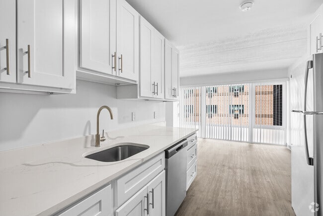 Interior Unit Studio, 1BA Kitchen_05