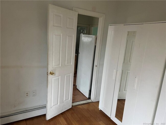 Photo - 89 Woolsey St