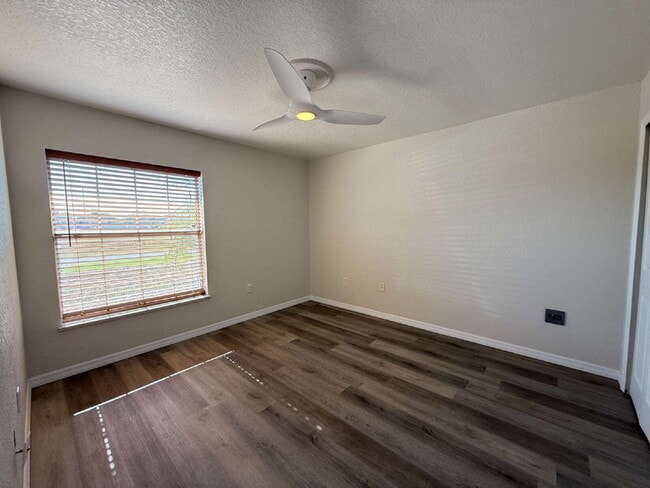 Photo - 3-bedroom, 2-bathroom