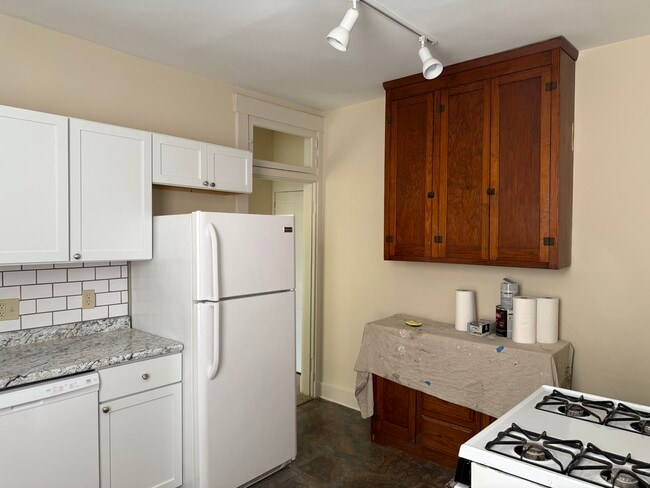 Photo - 352 Shiloh St Unit 2