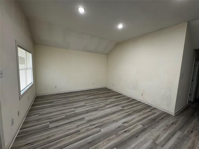 Photo - 4939 Corrigan Ave