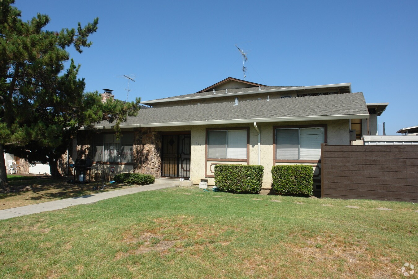 865 West Branham Lane - 865 West Branham Lane