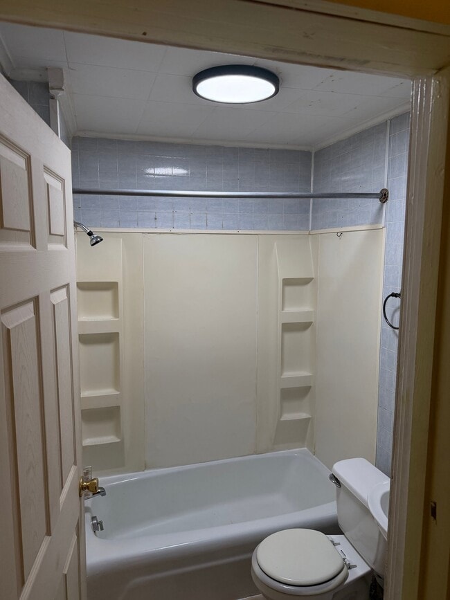 64 High St Unit 2