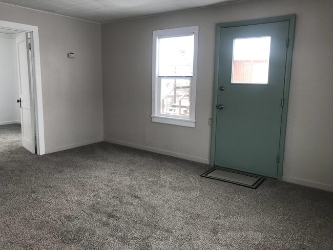 Photo - 216 N Noble St