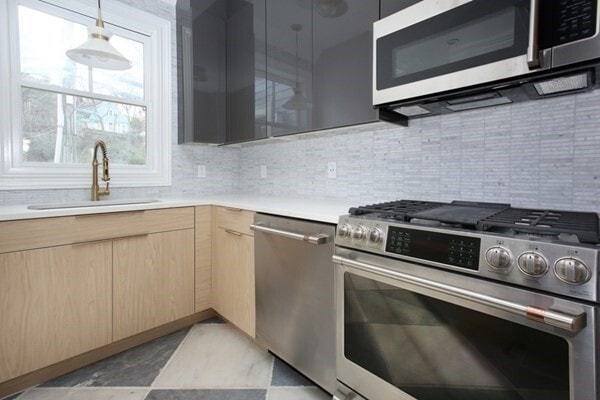 Building Photo - 15 Lanark Rd Unit 1