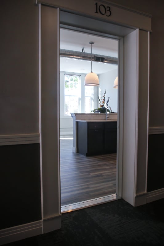 Photo - 218 E 7th St Unidad 103