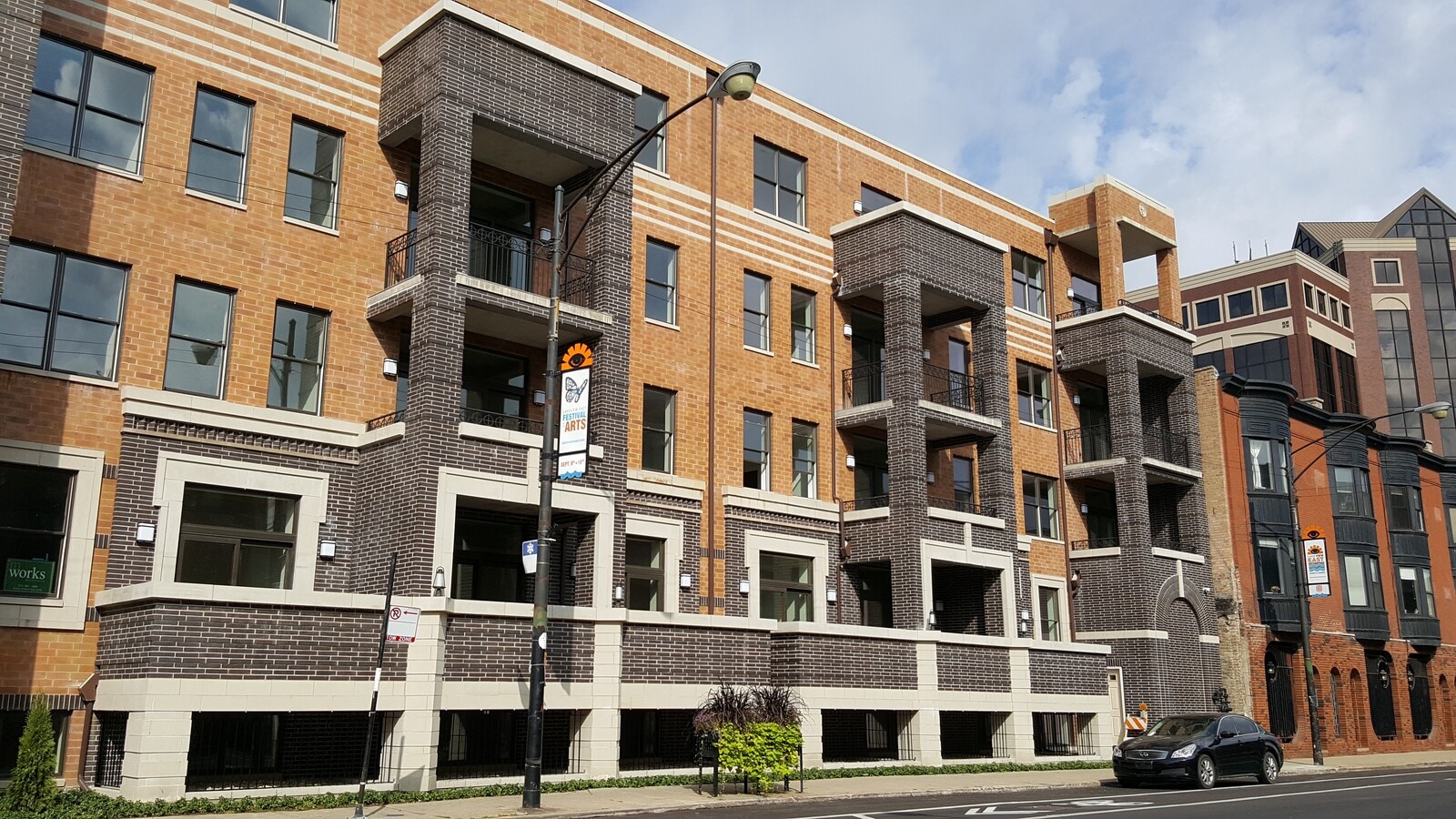 Photo - 2944 N Halsted St Apartments