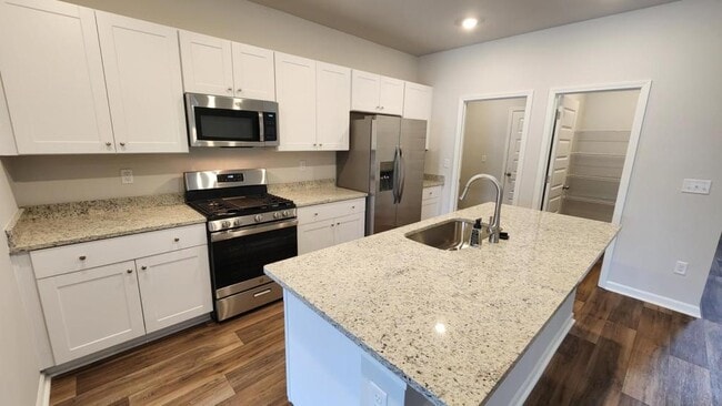 Photo - 1055 Sentinel Ct