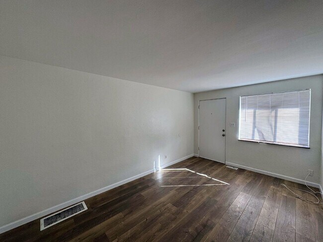 Photo - 9275 E 14th Ave