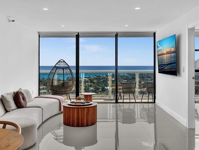 Photo - 20515 E Country Club Dr Unit 2144