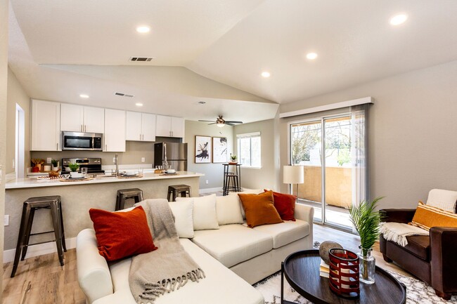 Living Room - Summerview Apartments