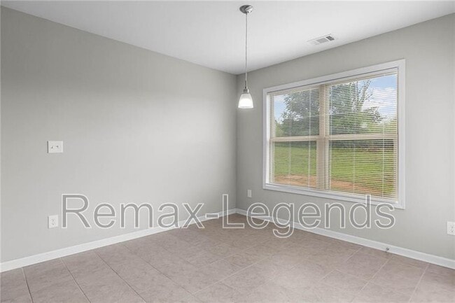 Photo - 74 Gray Field Ct