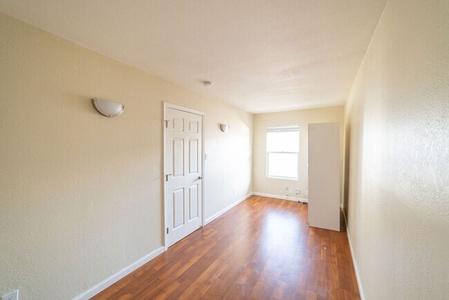 Photo - 2233 Channing Way