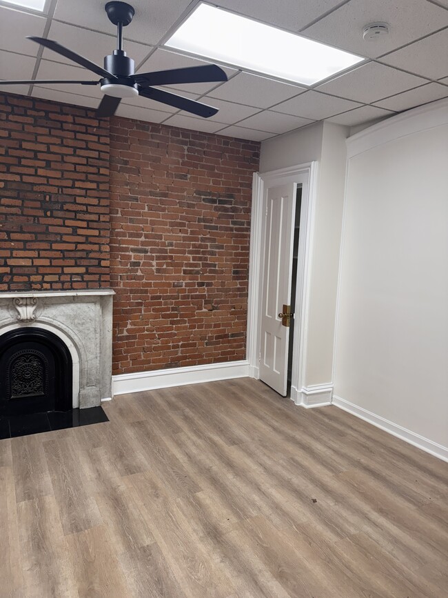 Photo - 34 Trumbull St Unidad 1