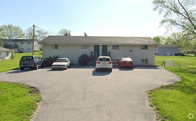Building Photo - 7216 N Wade School Rd Unit C Rental