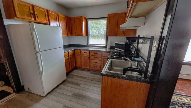 1812 Golden Valley Rd Unit 2