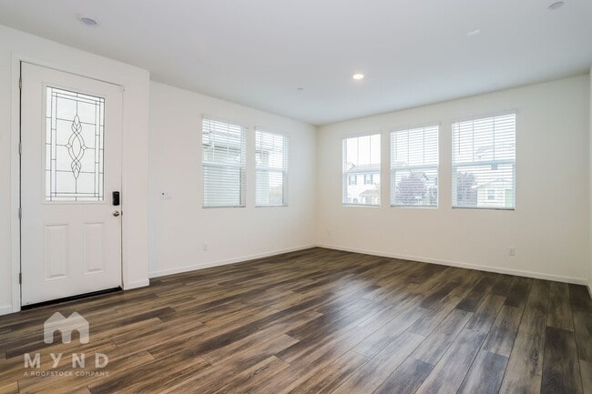 Photo - 7942 Pitcher St