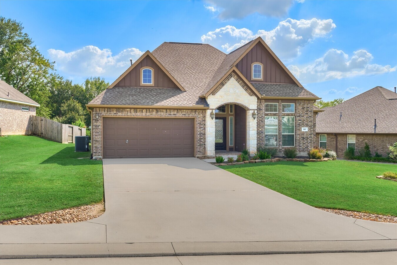 Photo - 180 Racetrack Ln