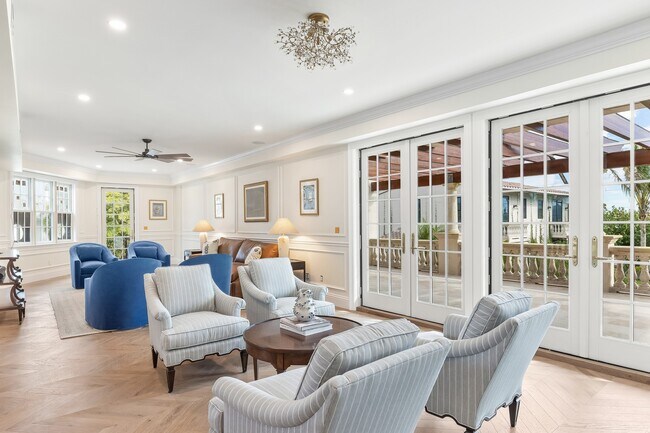 Photo - 2590 Shore Ln