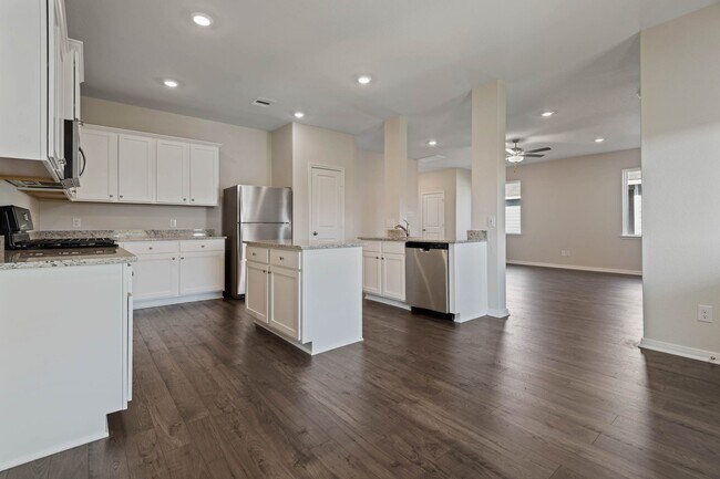 Photo - 15802 Berry Hl Dr