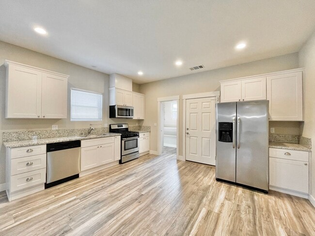 Photo - 1220 T St Unit 02