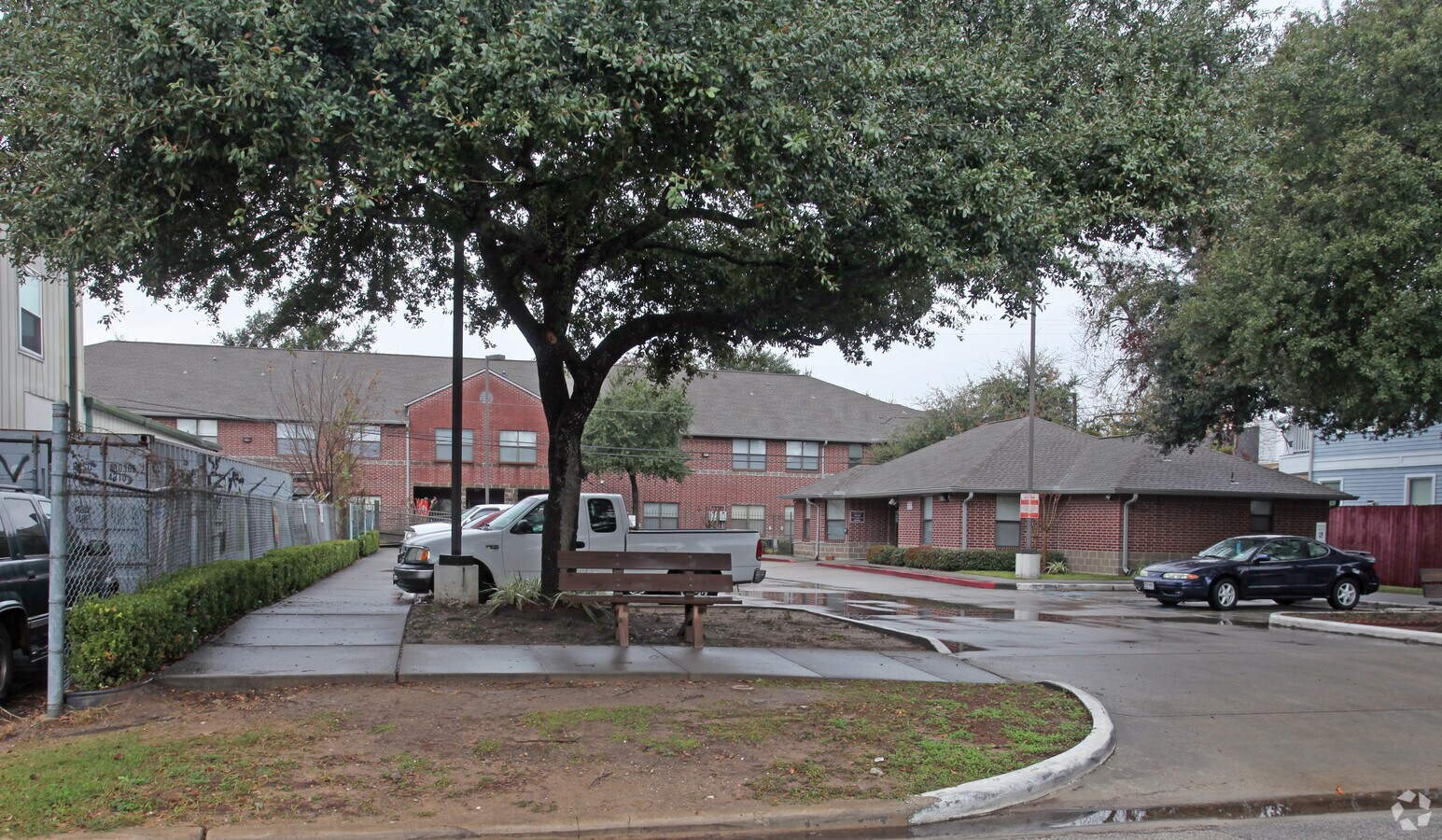 Heights Manor - Heights Manor Apartments