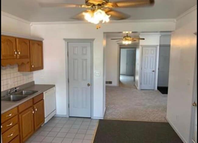 Photo - 518 S 12th St