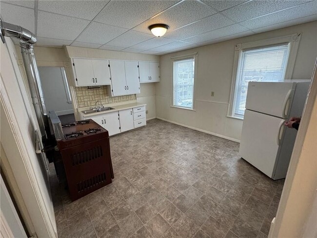 Photo - 115 Sweet Ave