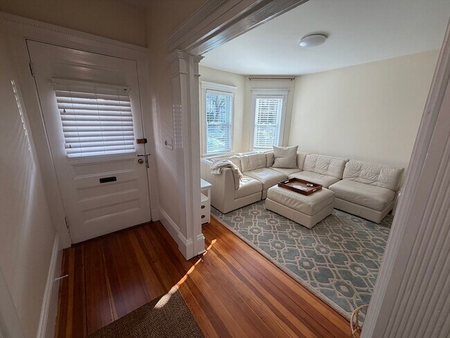 Photo - 99 Fayerweather St