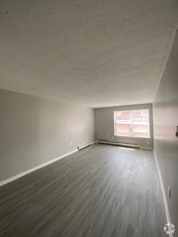 Building Photo - 412 Franklin Ave Rental