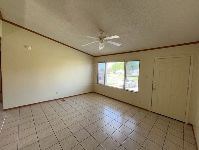 Photo - 3100 Cantabrian Dr