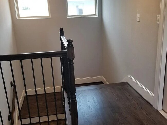 Photo - 4609 Nett St Unit B