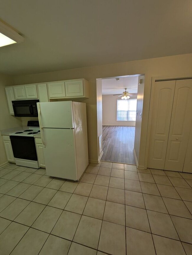 Photo - 2BD/2.5BA Unit at Water Oaks
