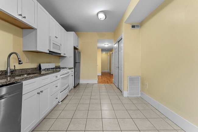 Photo - 573 Washington St Unidad 2