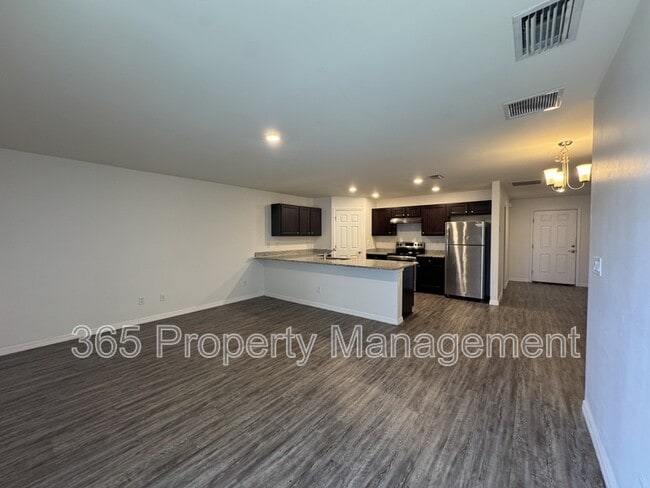 Photo - 26433 Sandhill Blvd