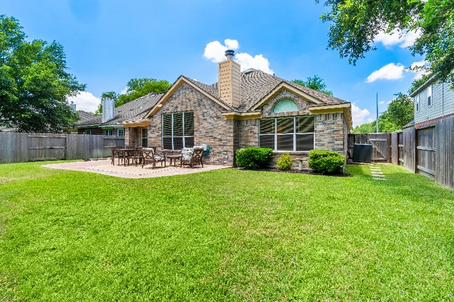 Photo - 7522 Broken Oak Ln