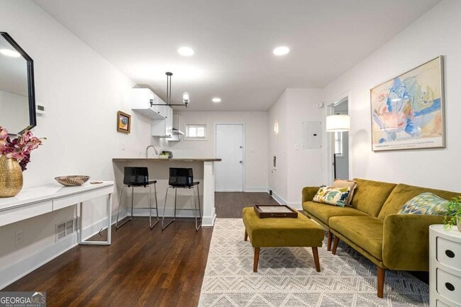 Photo - 1437 Vesta Ave