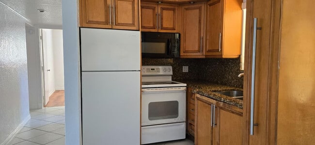 Photo - 112 Newton Rd